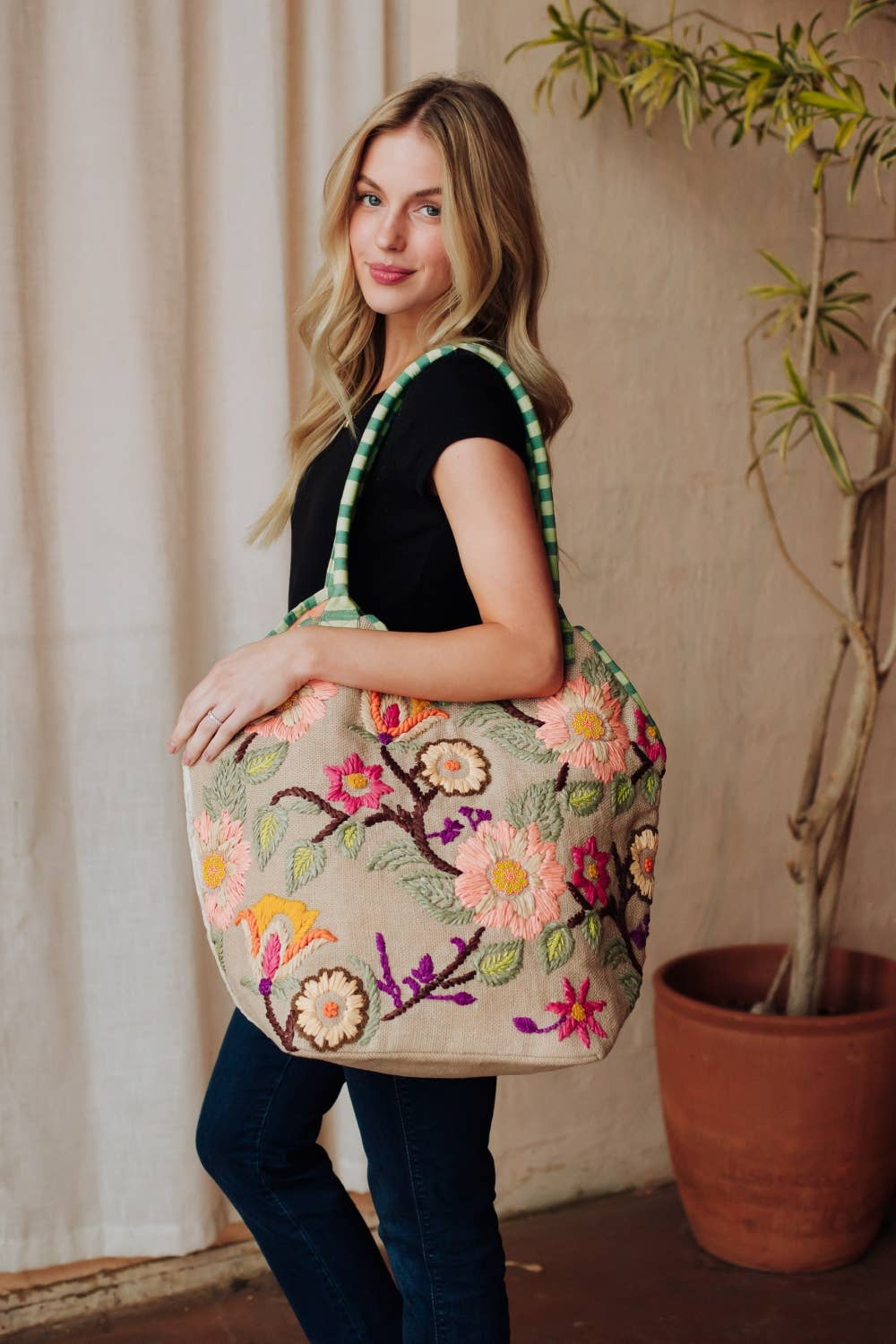 Khloe Tote