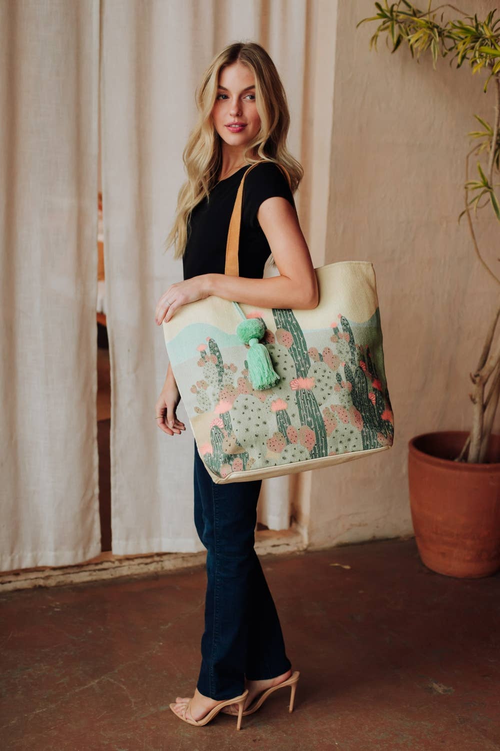 Kendra Tote