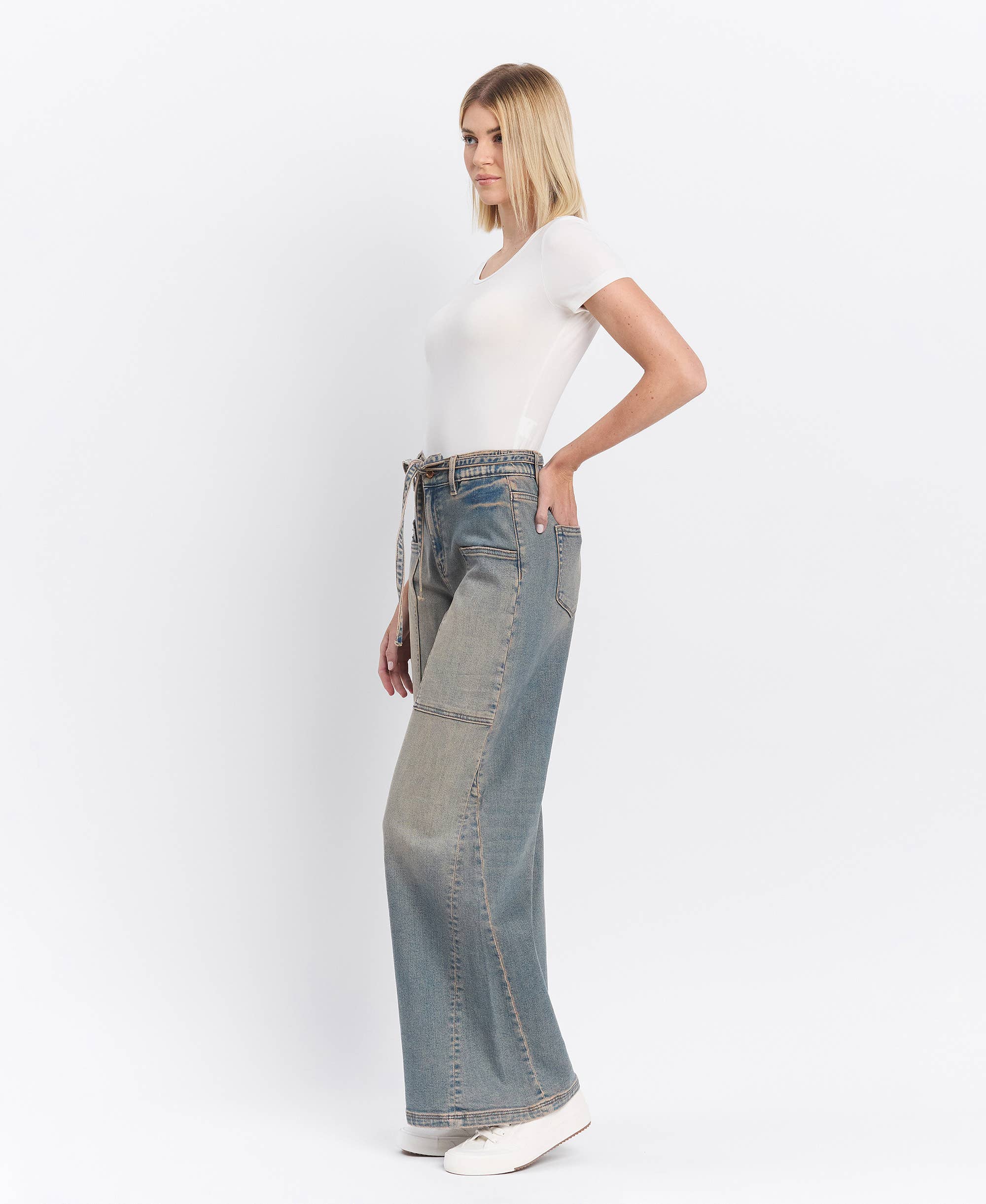 HIGH RISE ELASTIC TIE WAISTBAND BAGGY WIDE JEANS